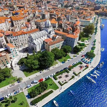 Andriana-2 By Interhome